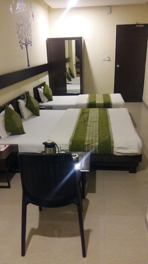 Hotel Ambience Sarkhej Exterior photo